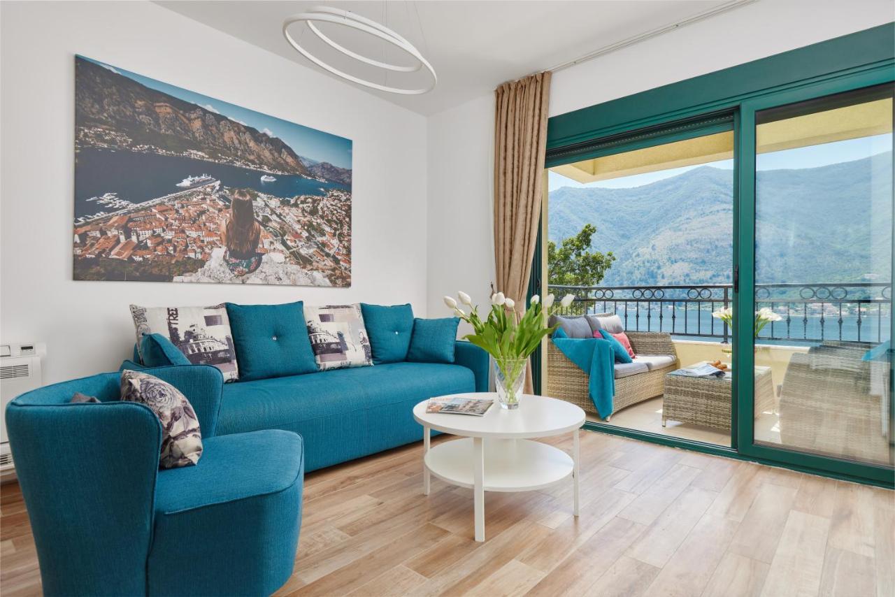 Iva'S Sea View Balcony Apartment Kotor Bagian luar foto